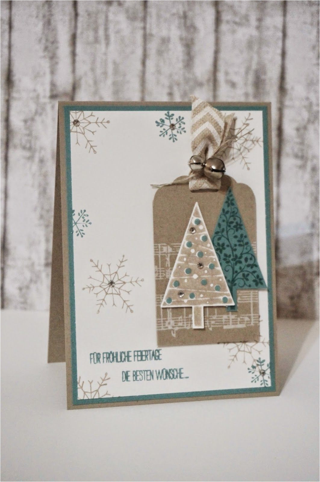 Greeting In A Christmas Card Villa Kreativa Gewellter Anhanger Weihnachtskarten