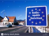 Cross Border Card Germany Austria Germany Austria Border Stockfotos Germany Austria Border