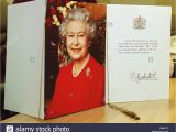 Diamond Wedding Anniversary Card From Buckingham Palace Queen Mother 100 Birthday Stockfotos Queen Mother 100