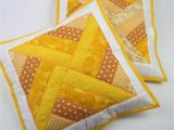 Easy Card Trick Quilt Block Pattern No Tutorial for these Lovelies but Pinning for Inspiration