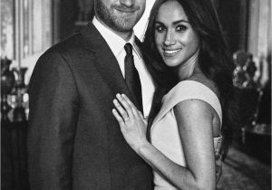 Harry and Meghan Christmas Card Throwback to This Engagement Shootd D Meghanmarkle