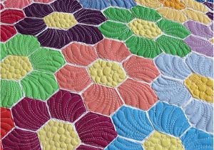 How to Make A Quilt Template How to Quilt Hexagons Easy Way to Quilt Hexagon Quilts