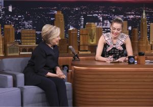 Jimmy Fallon Thank You Card Music Miley Cyrus Cries while Saying Thank You to Hillary Clinton