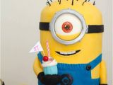 Minion Template for Cake Make A 39 One In A Minion 39 Cake with these Minion Cake Ideas
