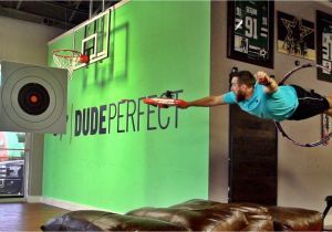 Professional Card Thrower Dude Perfect 72 Best Youtube Images Dude Perfect Dude Perfection